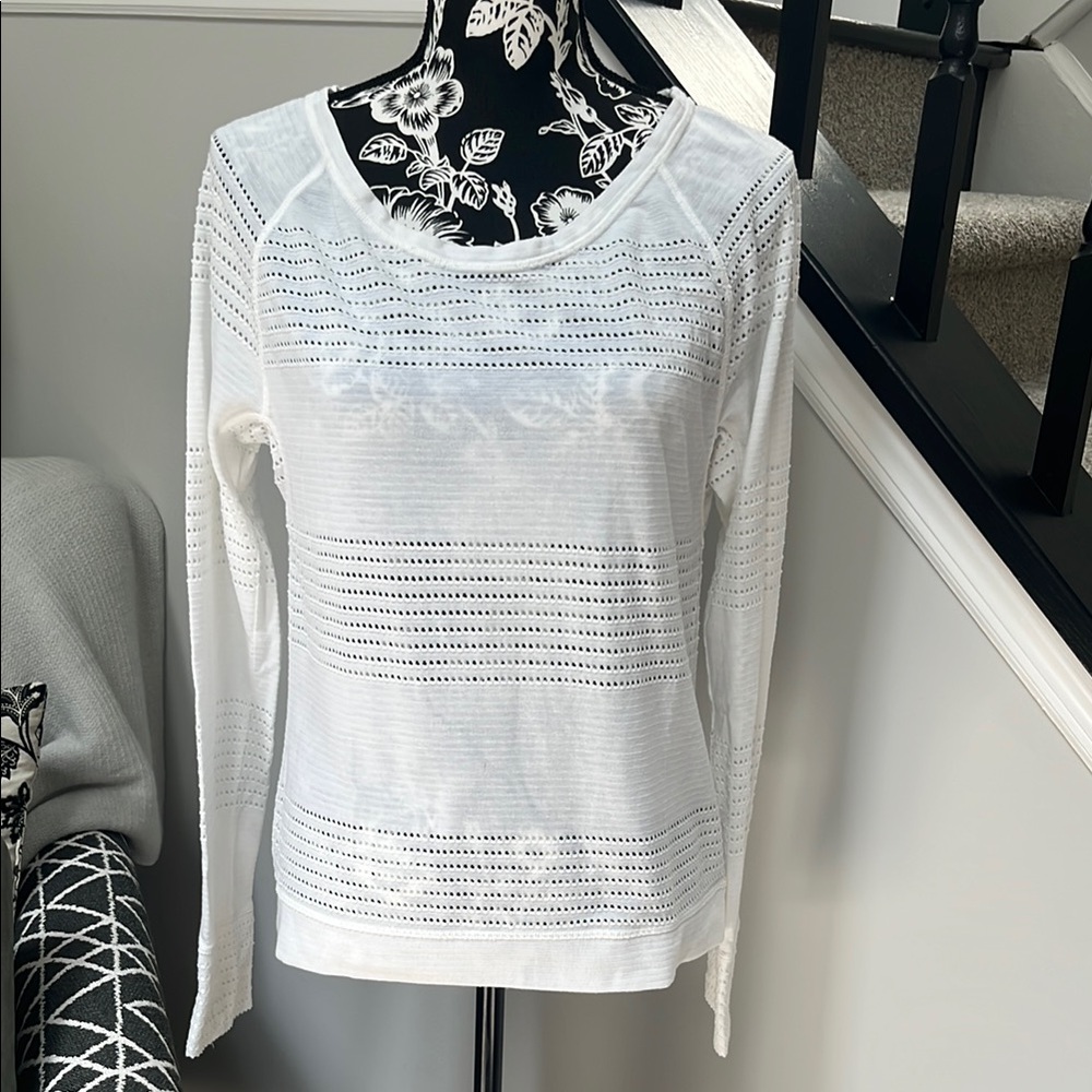 Athleta White Long Sleeve Top-Size Small